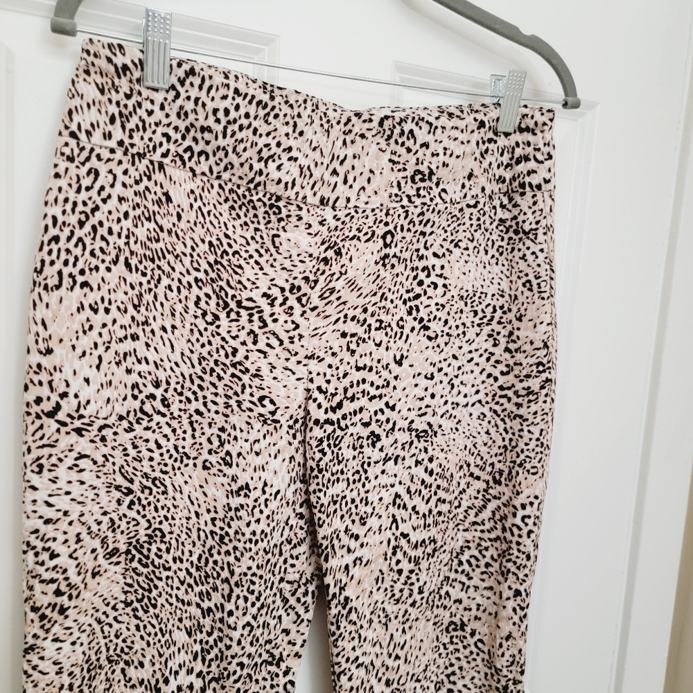 Zac And Rachel leopard/animal print pull-on pants in pink - Picture 3 of 9